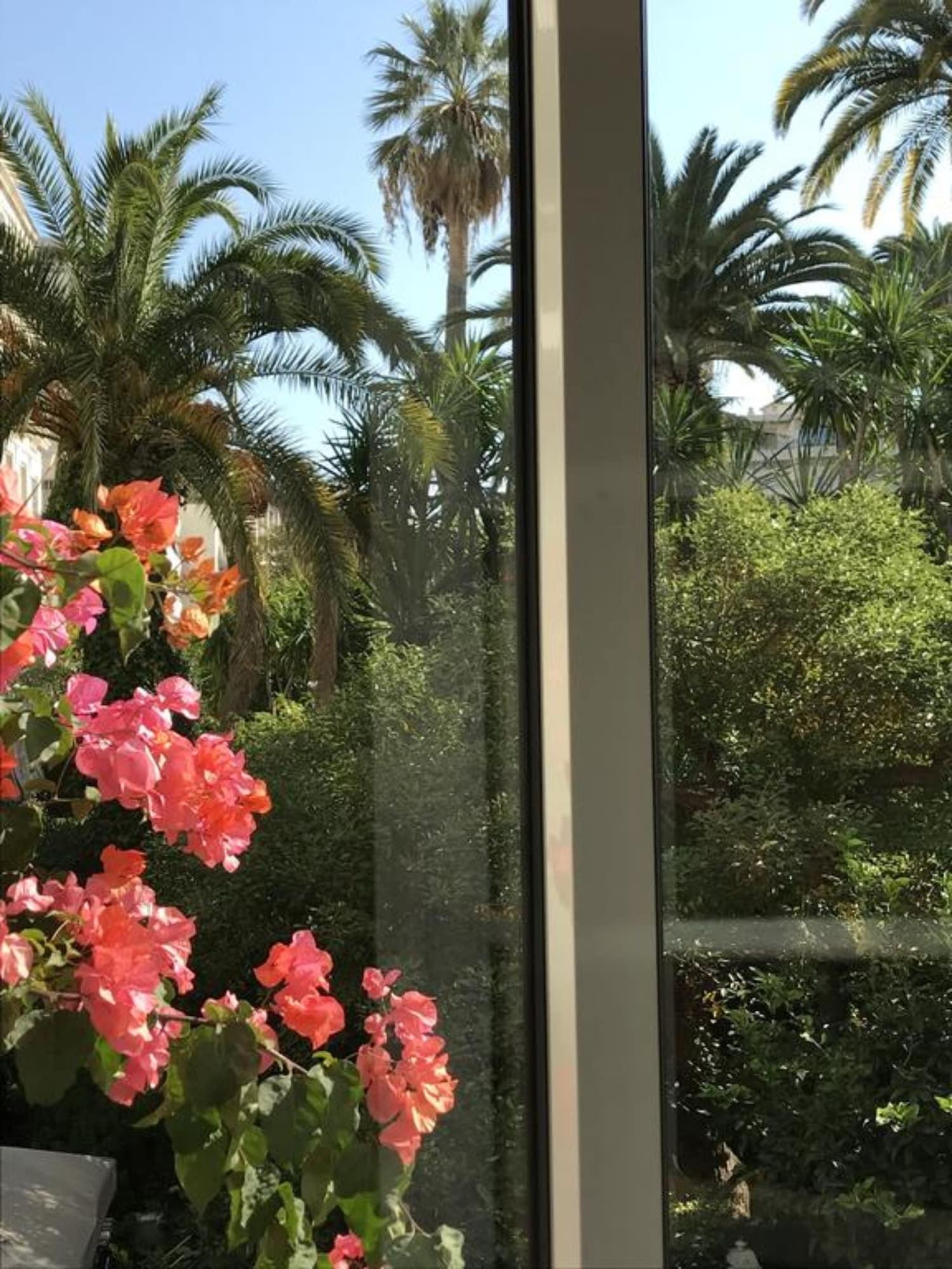 Hotel Le Festival Cannes Bagian luar foto